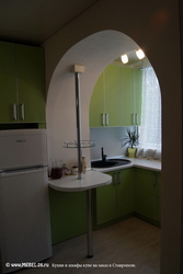Кухня на заказ с фасадами из Ламинат в профиле  Зеленый (764)